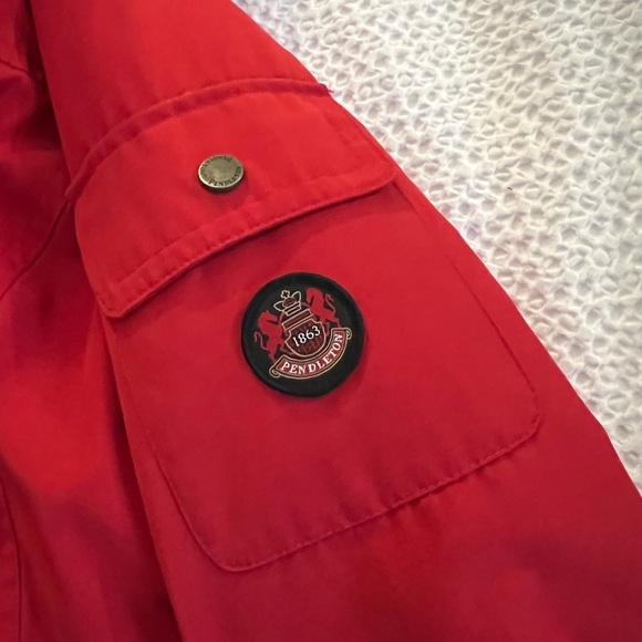 Pendleton down jacket. - Picture 5 of 7